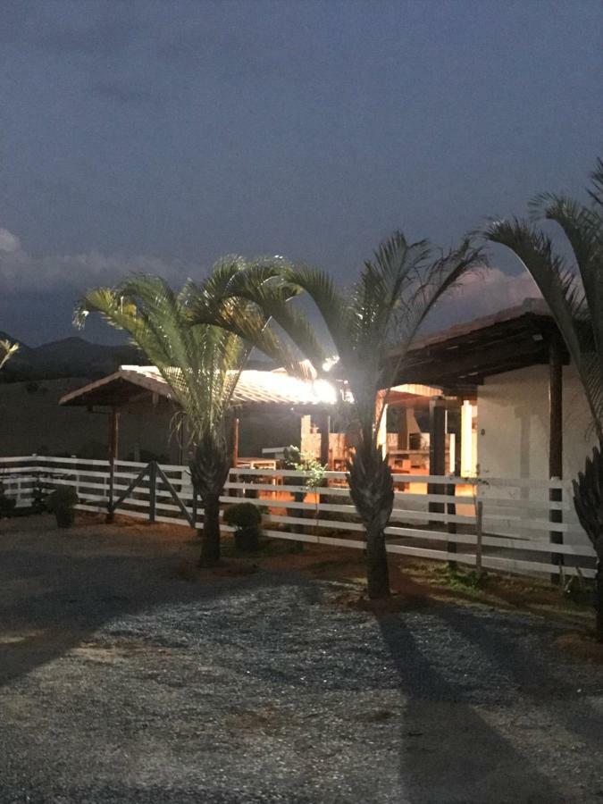 Pousada Vale Da Roca Capitólio المظهر الخارجي الصورة